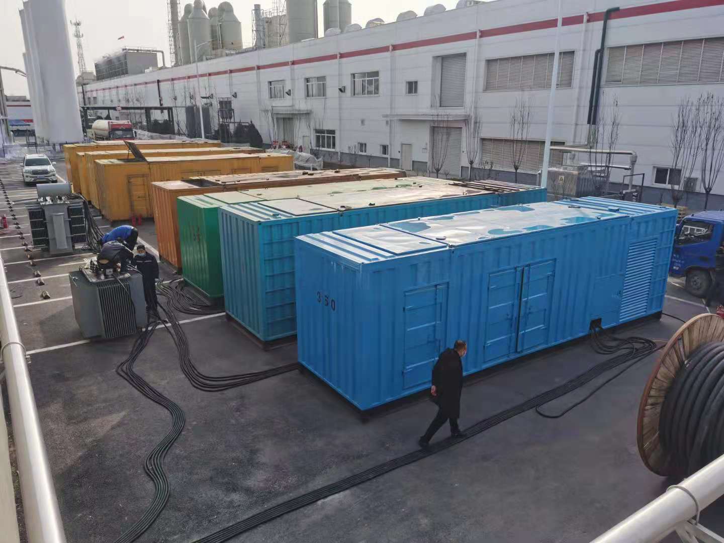 静乐发电机出租-两相发电机与三相发电机有何区别?