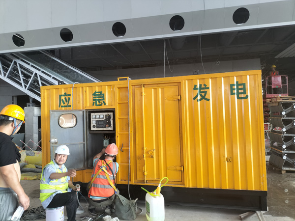 静乐怎样判断空气滤清器是否需要更换？